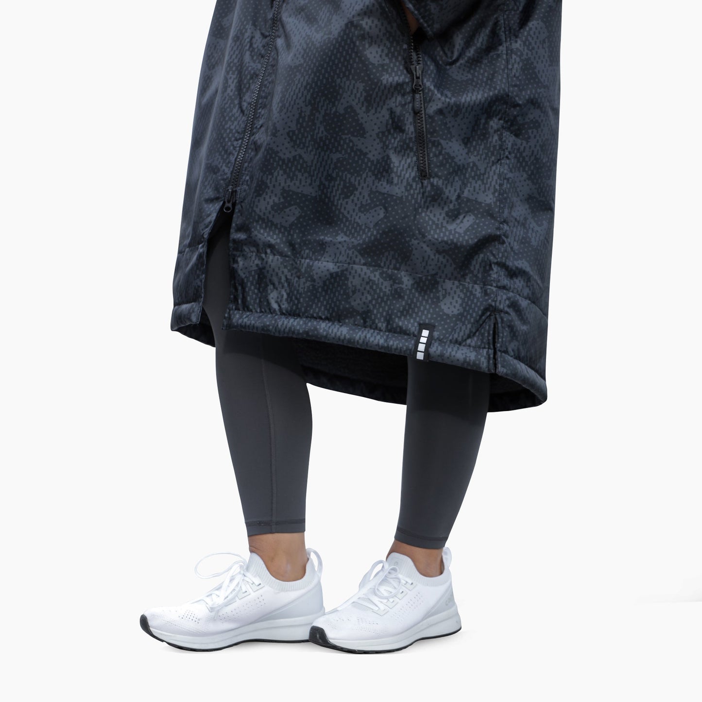 Capelli Sport - Adult Unisex Geo Camo Spectator Blanket Jacket