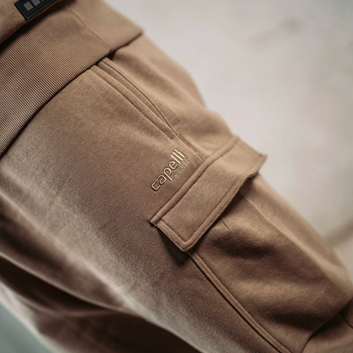 Capelli Sport - Men's Fleece Cargo Sweatpants