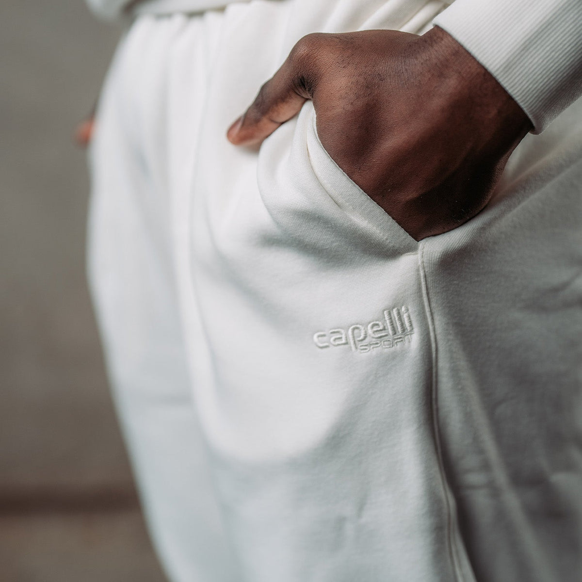 Capelli Sport - Men's Fleece Cargo Sweatpants